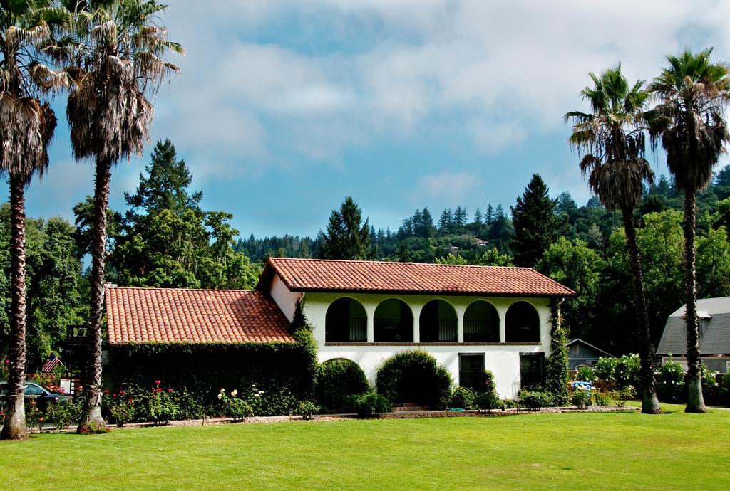 Spanish Villa Inn St. Helena Eksteriør billede